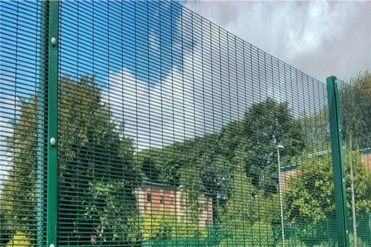 50mm X 100mm Mesh Size Welded Mesh Fencing 1.5mm Post Thickness 1.5 M