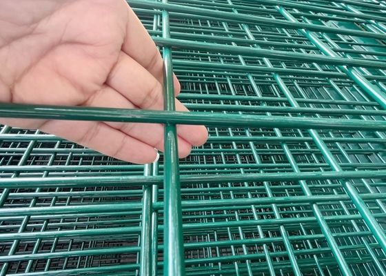 Powder Coated Welded Mesh Fencing Panel / Curvy Fence Panel High Strength Visibility Beautiful Appearance