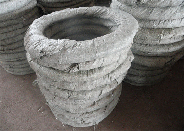 Hot Dipped Galvanized BTO22 450mmx10kg Per Roll With Clips Cross Razor Barbed Wire